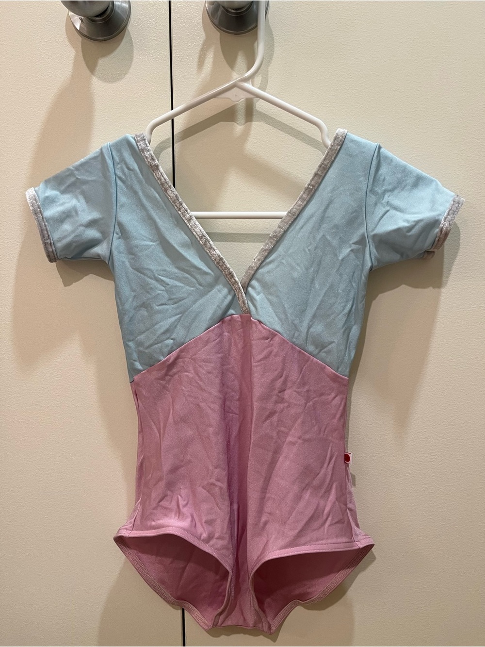 Yumiko Pink and Light Blue V‑Neck Short Sleeve Bodysuit